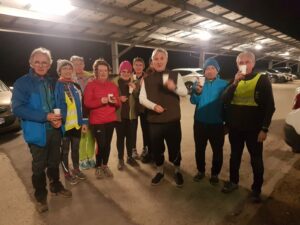 A l'abri au parking de l'Archipel pour un pot d'anniversaire