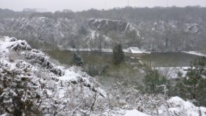 Vue aérienne de la vallée du Boël sous la neige