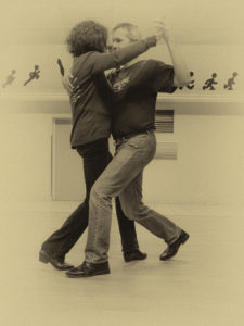 Venez rejoindre la section Danse à Deux