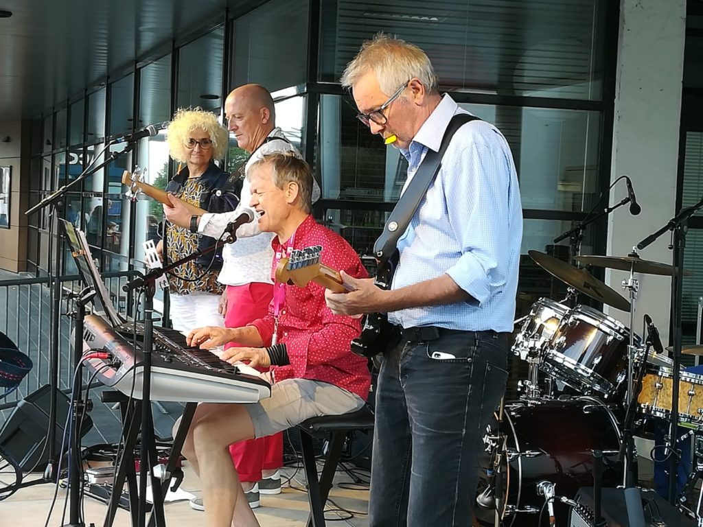 Musiciens Bruz Brothers gros plan